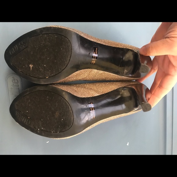 Guess Sparkle Pumps - Picture 4 of 4